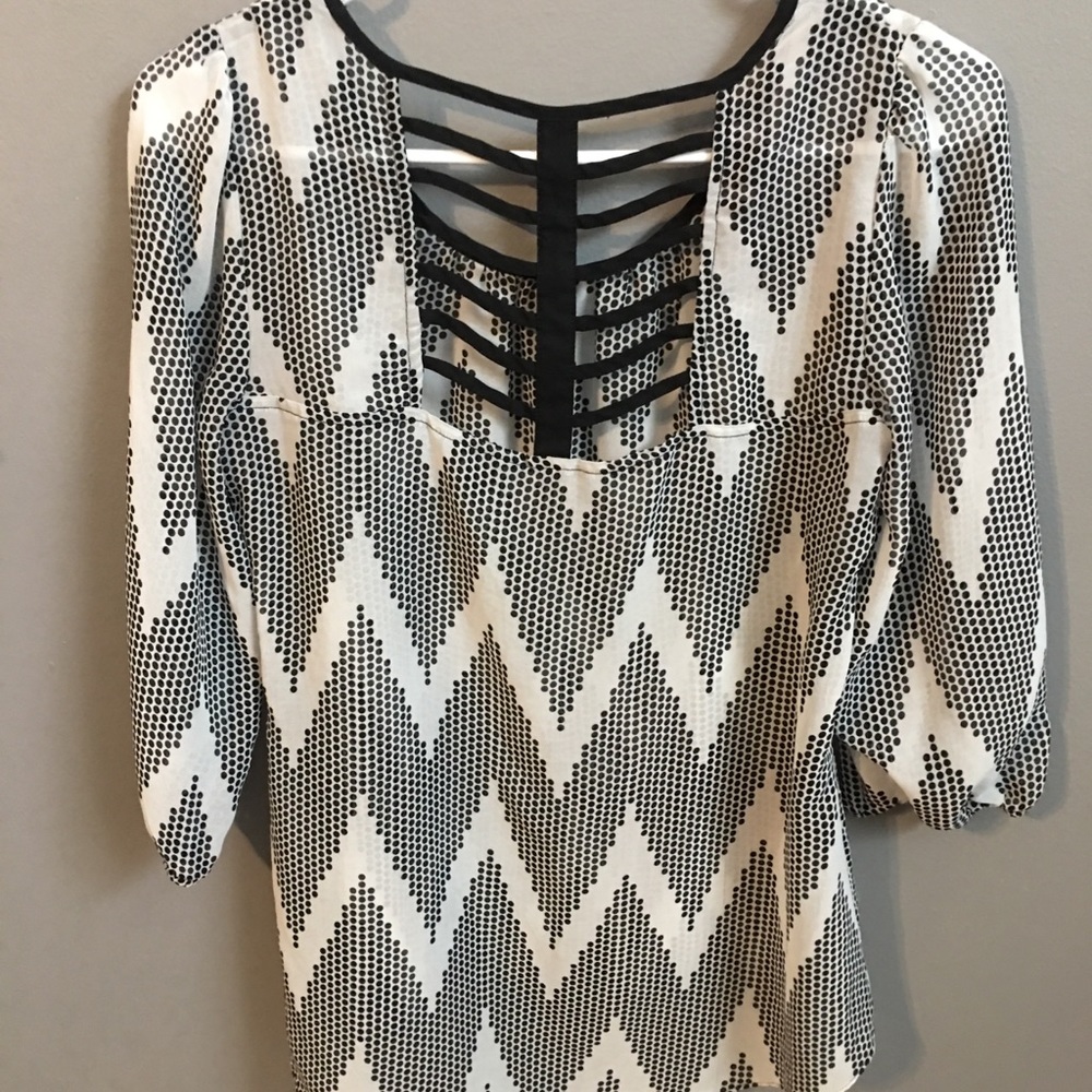 Chiffon top - Picture 2 of 2